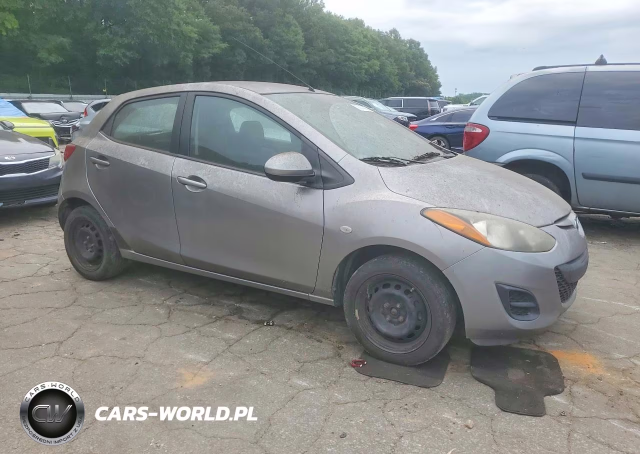 2014 Mazda Mazda2 Sport VIN:JM1DE1KY8E0174479 - 4