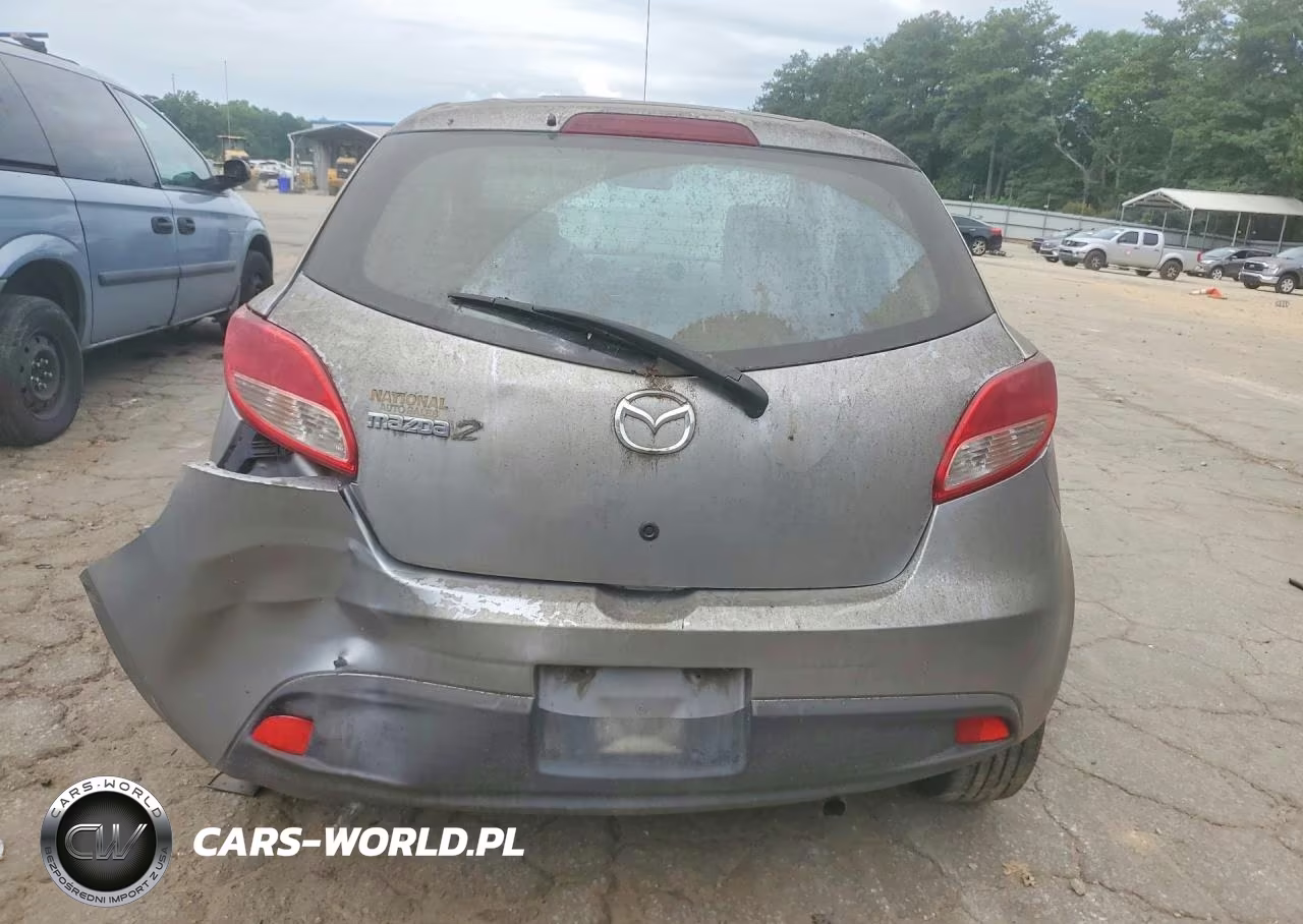 2014 Mazda Mazda2 Sport VIN:JM1DE1KY8E0174479 - 6