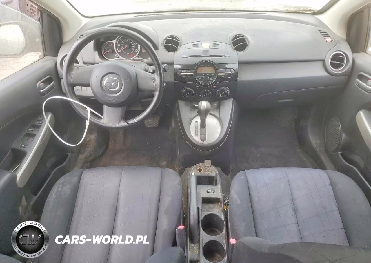 2014 Mazda Mazda2 Sport VIN:JM1DE1KY8E0174479 - 8