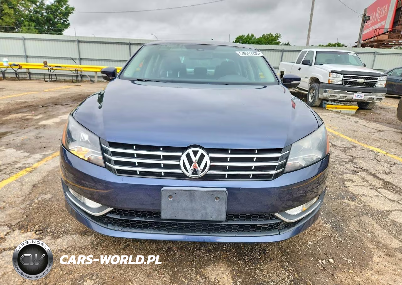 2014 Volkswagen Passat Sel VIN:1VWCN7A34EC048362 - 5