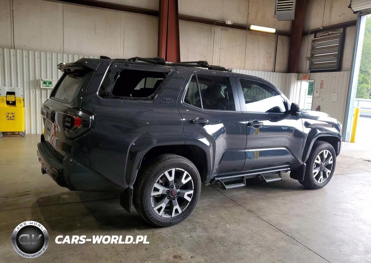 2026 Toyota 4Runner Trd Sport Premium VIN:JTEVA5AR8T5010744 - 3