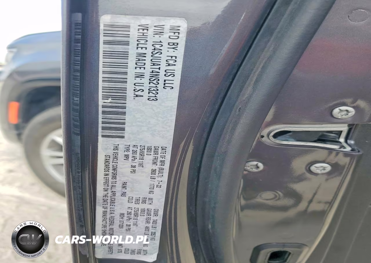 2022 Jeep Wagoneer Series I VIN:1C4SJUAT4NS213213 - 13