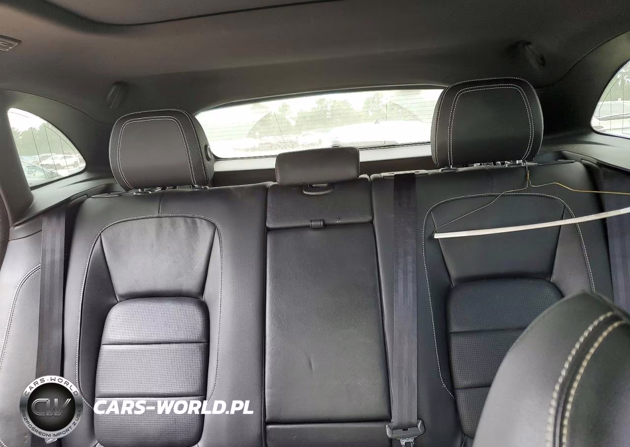 2018 Jaguar F-Pace S VIN:SADCM2FVXJA324234 - 10