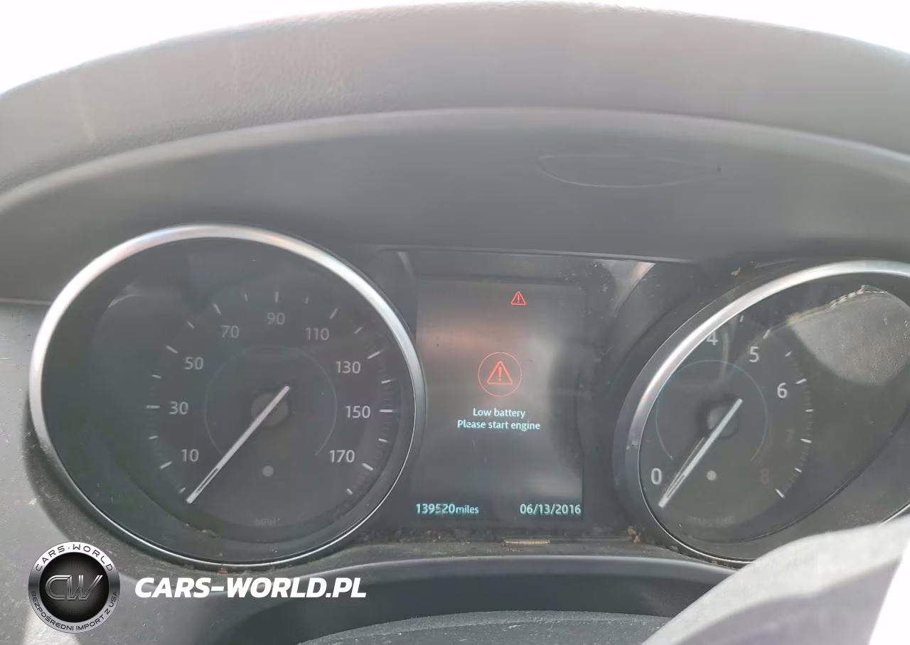2018 Jaguar F-Pace S VIN:SADCM2FVXJA324234 - 9