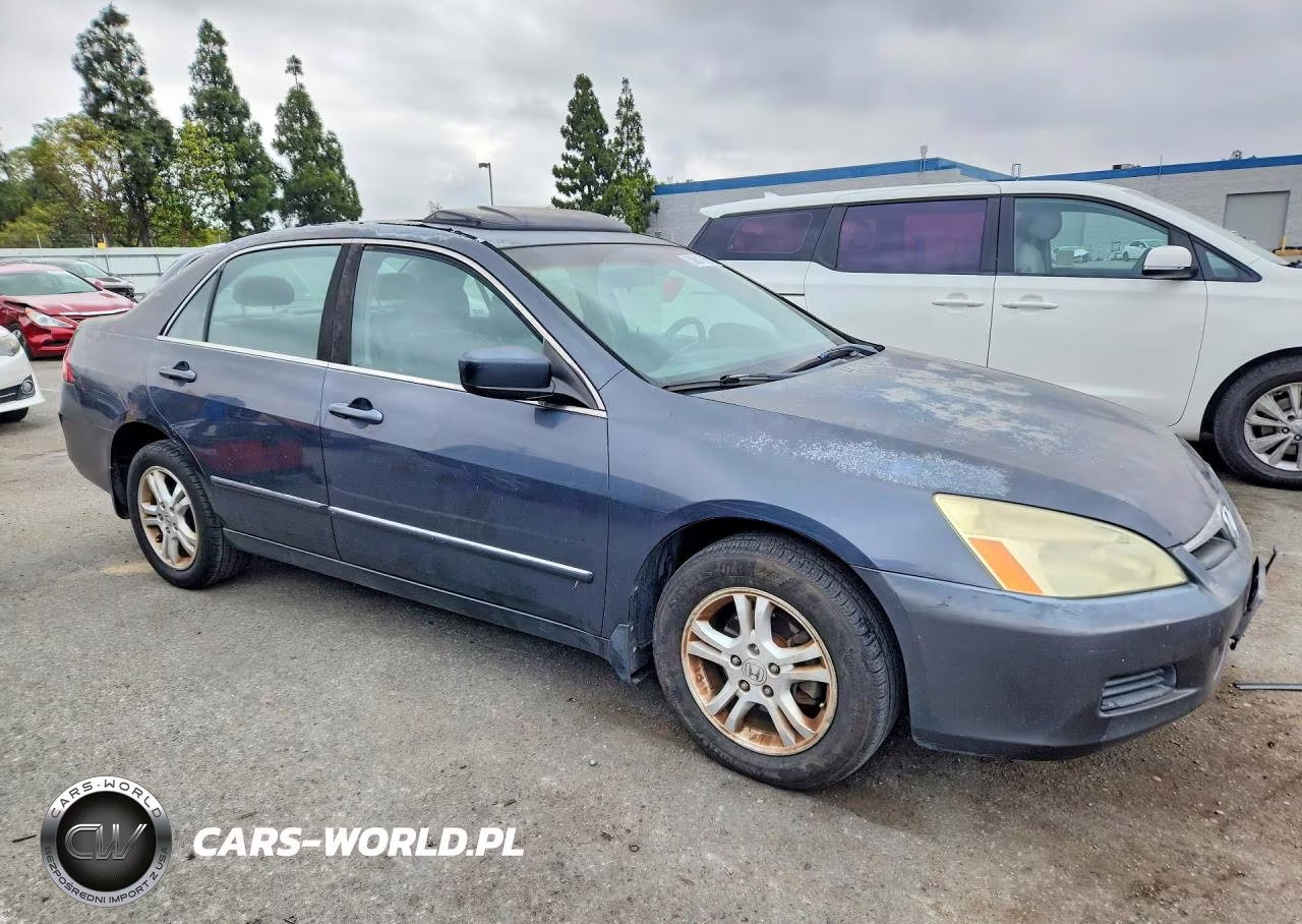 2007 Honda Accord Ex VIN:1HGCM56867A103165 - 4