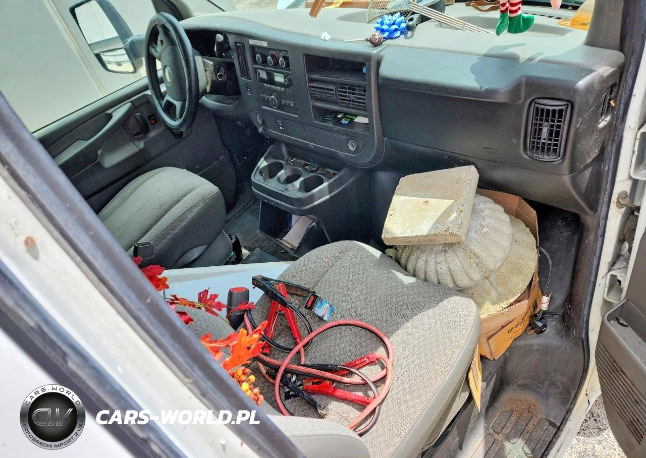 2010 Chevrolet Express G3500 VIN:1GB6G3BG7A1129970 - 8