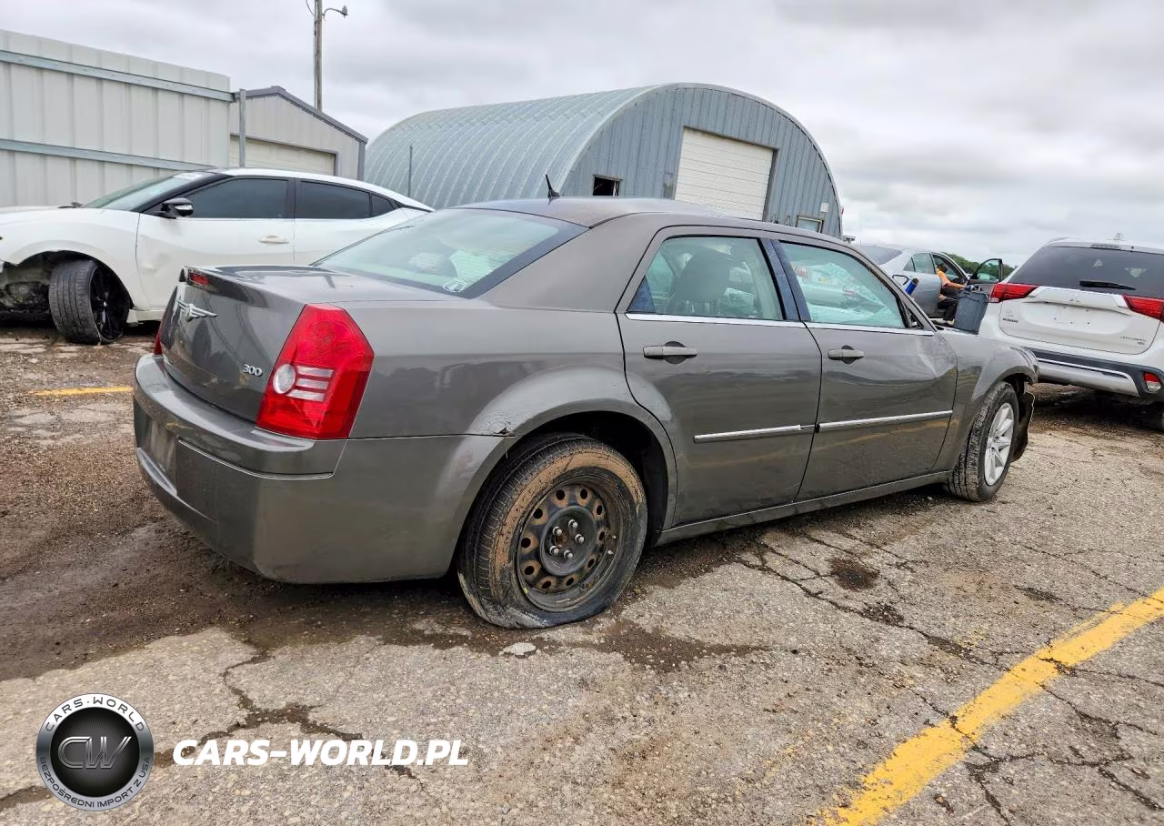 2008 Chrysler 300 Lx VIN:2C3KA43R68H109534 - 3