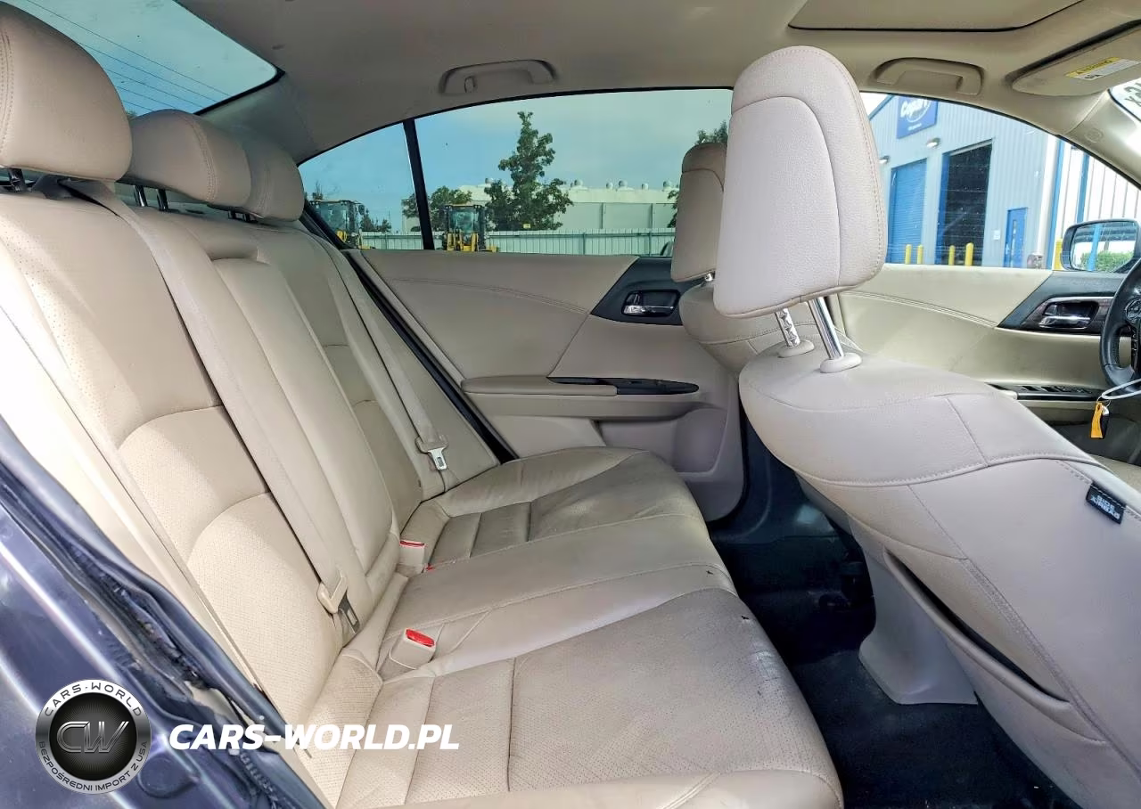 2017 Honda Accord Touring Hybrid VIN:JHMCR6F72HC020835 - 10