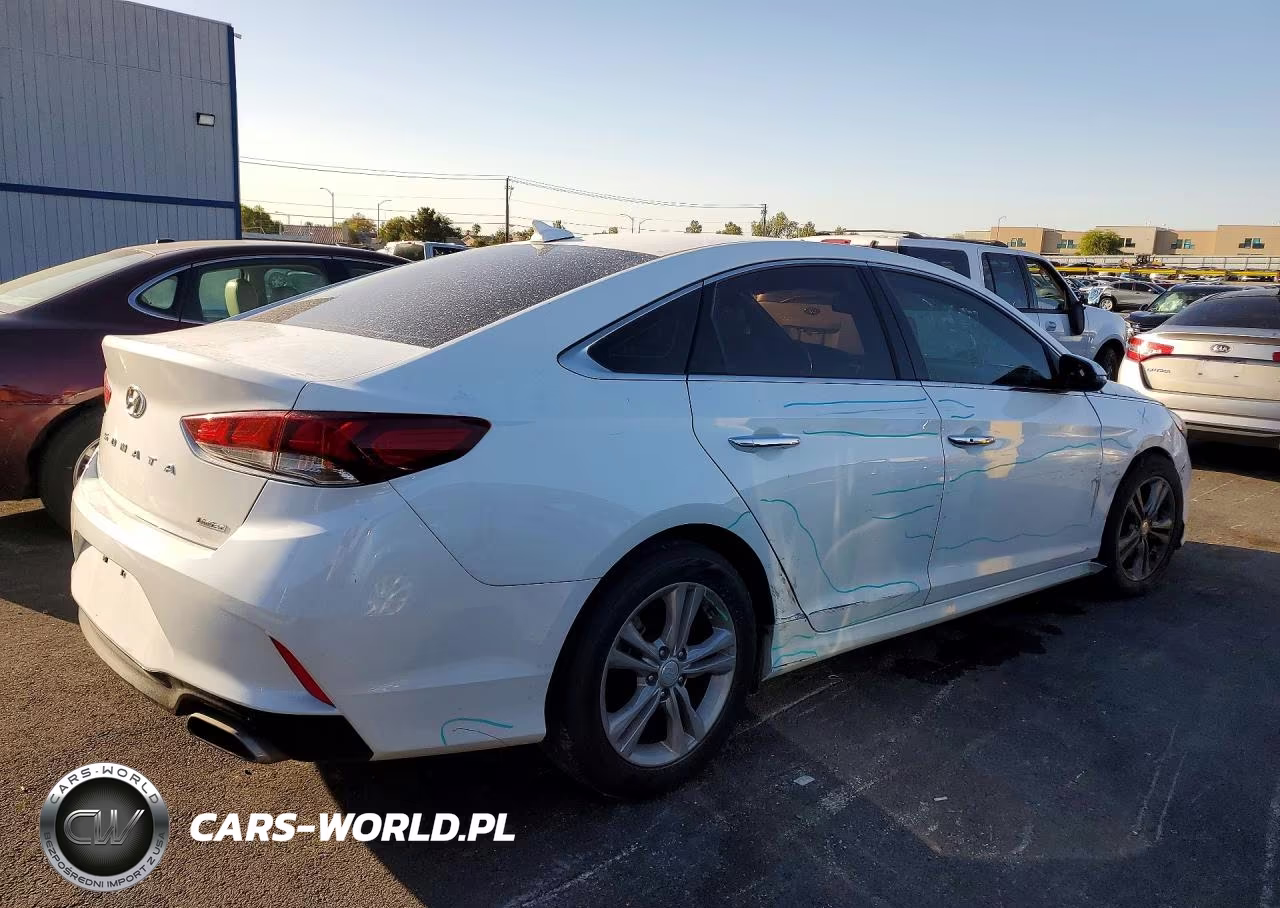 2018 Hyundai Sonata Limited VIN:5NPE34AF6JH616409 - 3