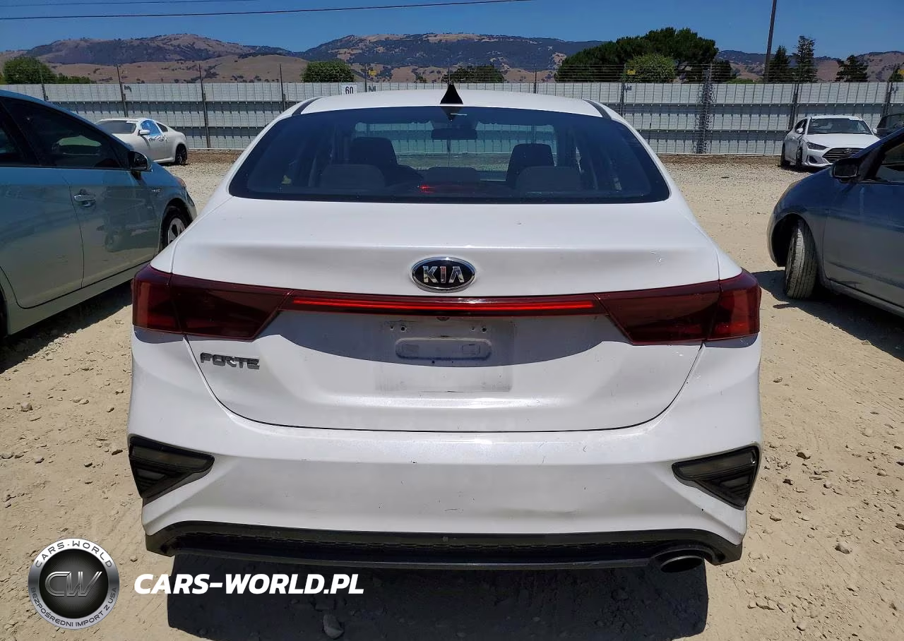 2021 Kia Forte Lxs VIN:3KPF24AD6ME299214 - 6