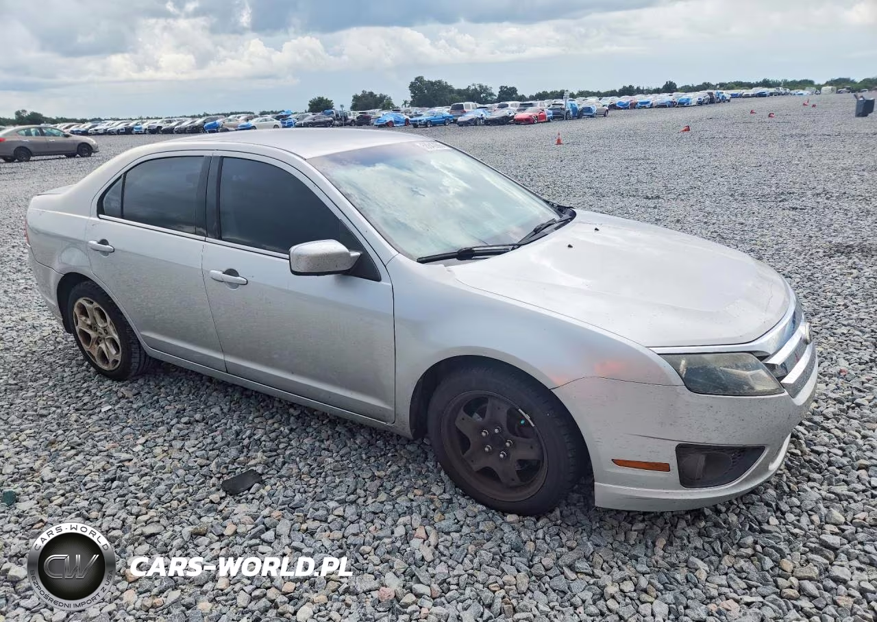 2011 Ford Fusion Se VIN:3FAHP0HA8BR132007 - 4