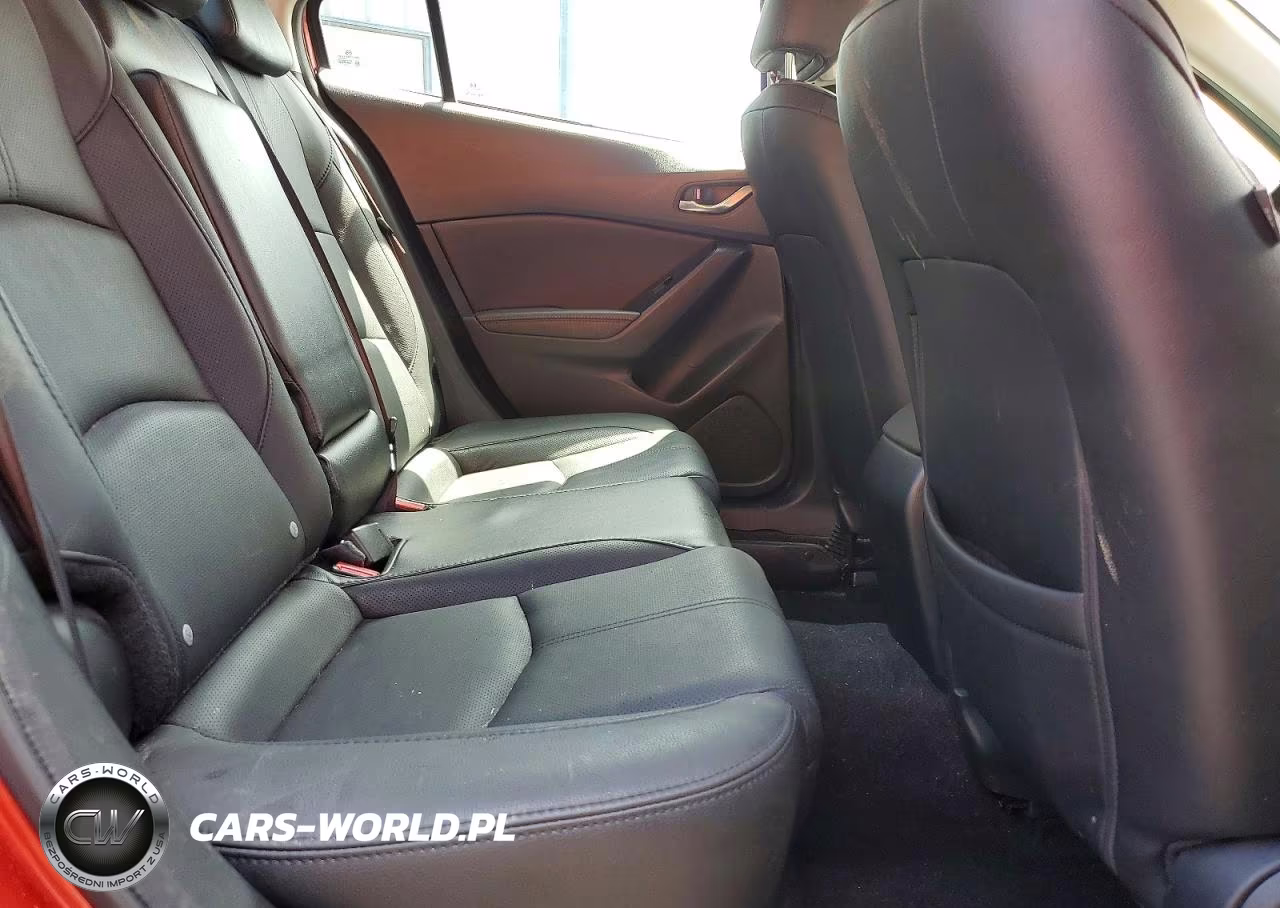 2018 Mazda 3 Grand Touring VIN:3MZBN1W35JM159559 - 10