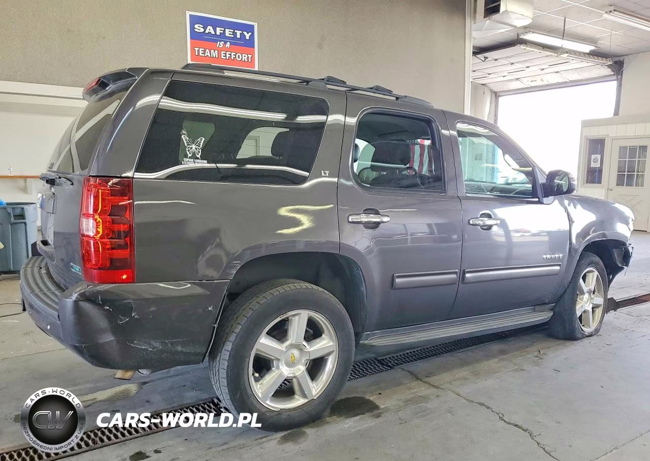 2010 Chevrolet Tahoe K1500 Lt VIN:1GNUKBE01AR287546 - 3