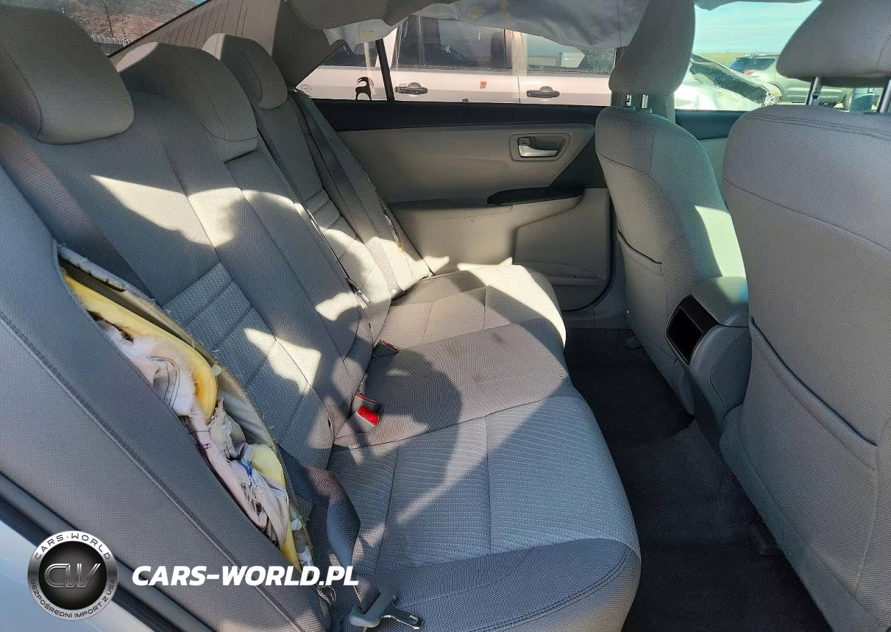 2016 Toyota Camry Le VIN:4T1BF1FK0GU179614 - 10