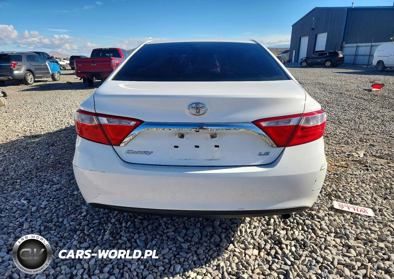 2016 Toyota Camry Le VIN:4T1BF1FK0GU179614 - 6