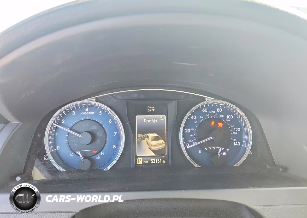 2016 Toyota Camry Le VIN:4T1BF1FK0GU179614 - 9