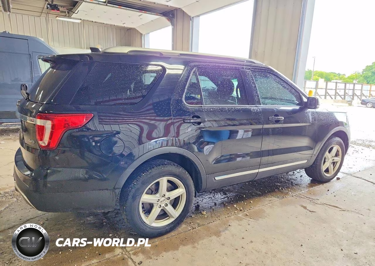2017 Ford Explorer Xlt VIN:1FM5K8D87HGA42047 - 3
