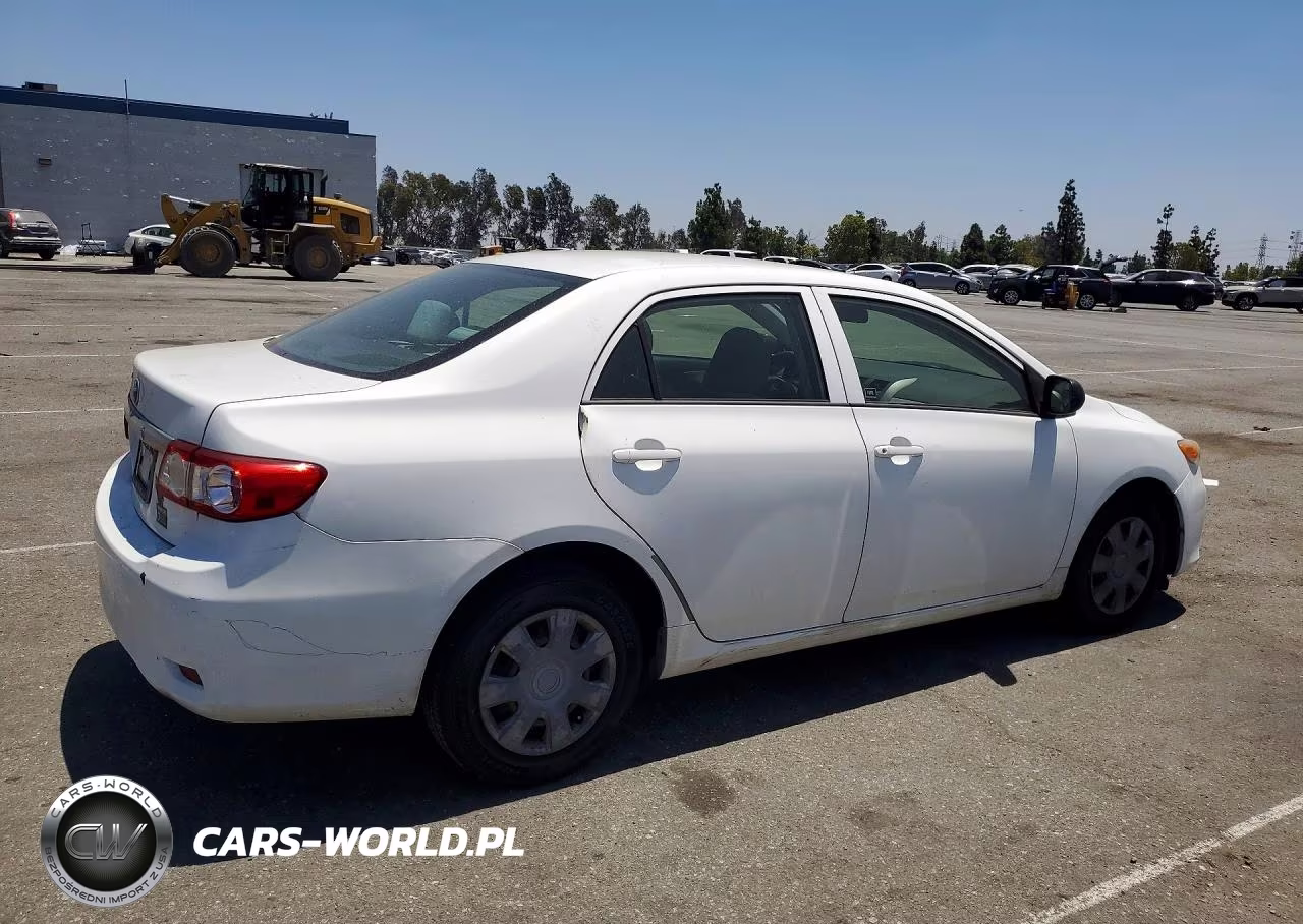 2011 Toyota Corolla Base VIN:JTDBU4EE9B9143262 - 3