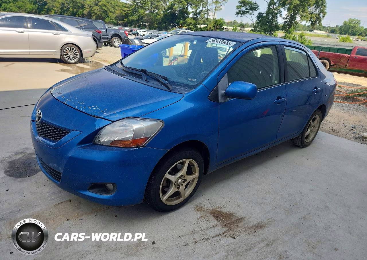 2010 Toyota Yaris Base – zdjęcie 1 z 12