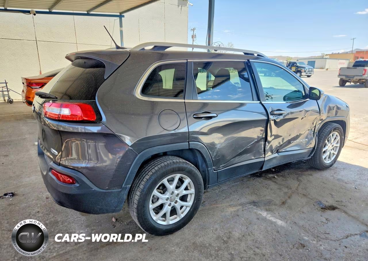 2014 Jeep Cherokee Latitude VIN:1C4PJLCB6EW228325 - 3