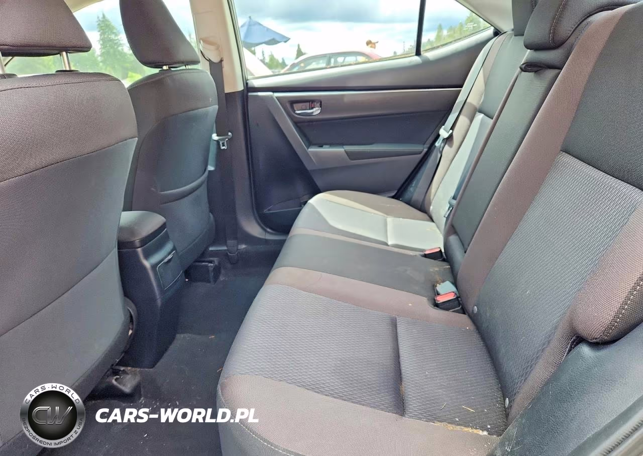 2017 Toyota Corolla Le VIN:2T1BURHE2HC843040 - 10