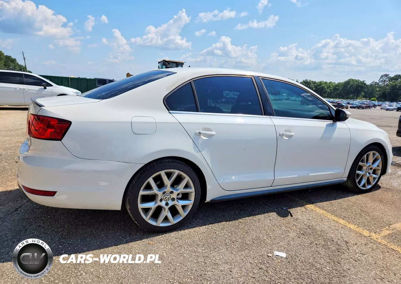 2013 Volkswagen Jetta Gli VIN:3VW467AJ0DM226054 - 3