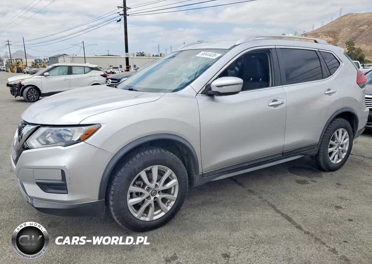 2018 Nissan Rogue Sv