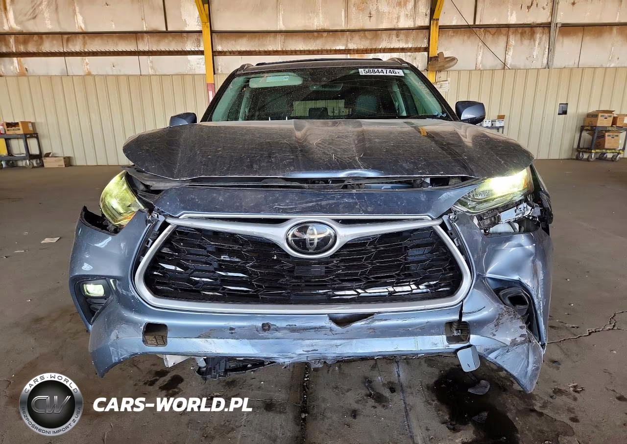 2020 Toyota Highlander Xle VIN:5TDHZRBH3LS029641 - 5