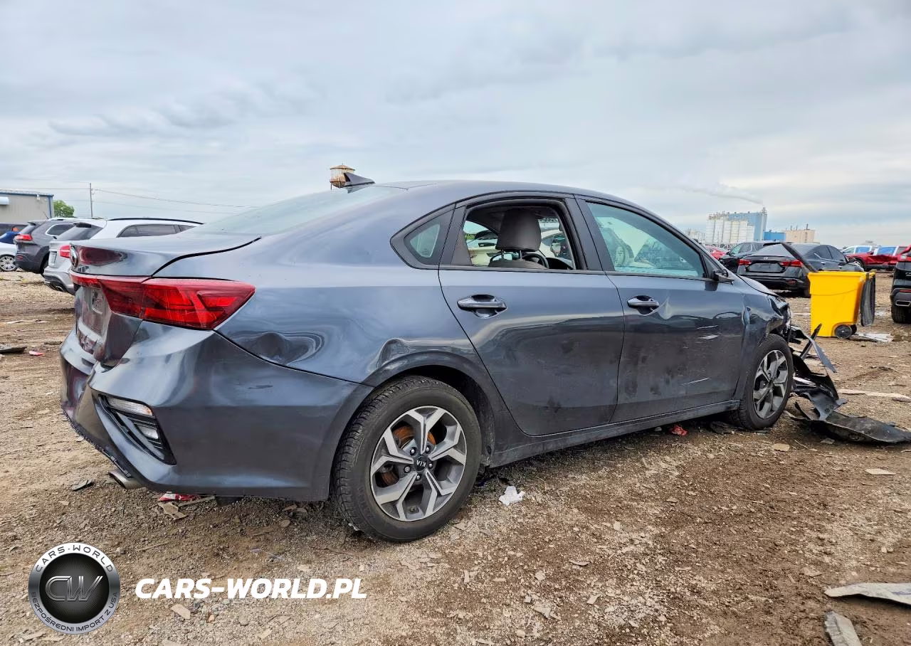 2020 Kia Forte Lxs VIN:3KPF24AD6LE236726 - 3