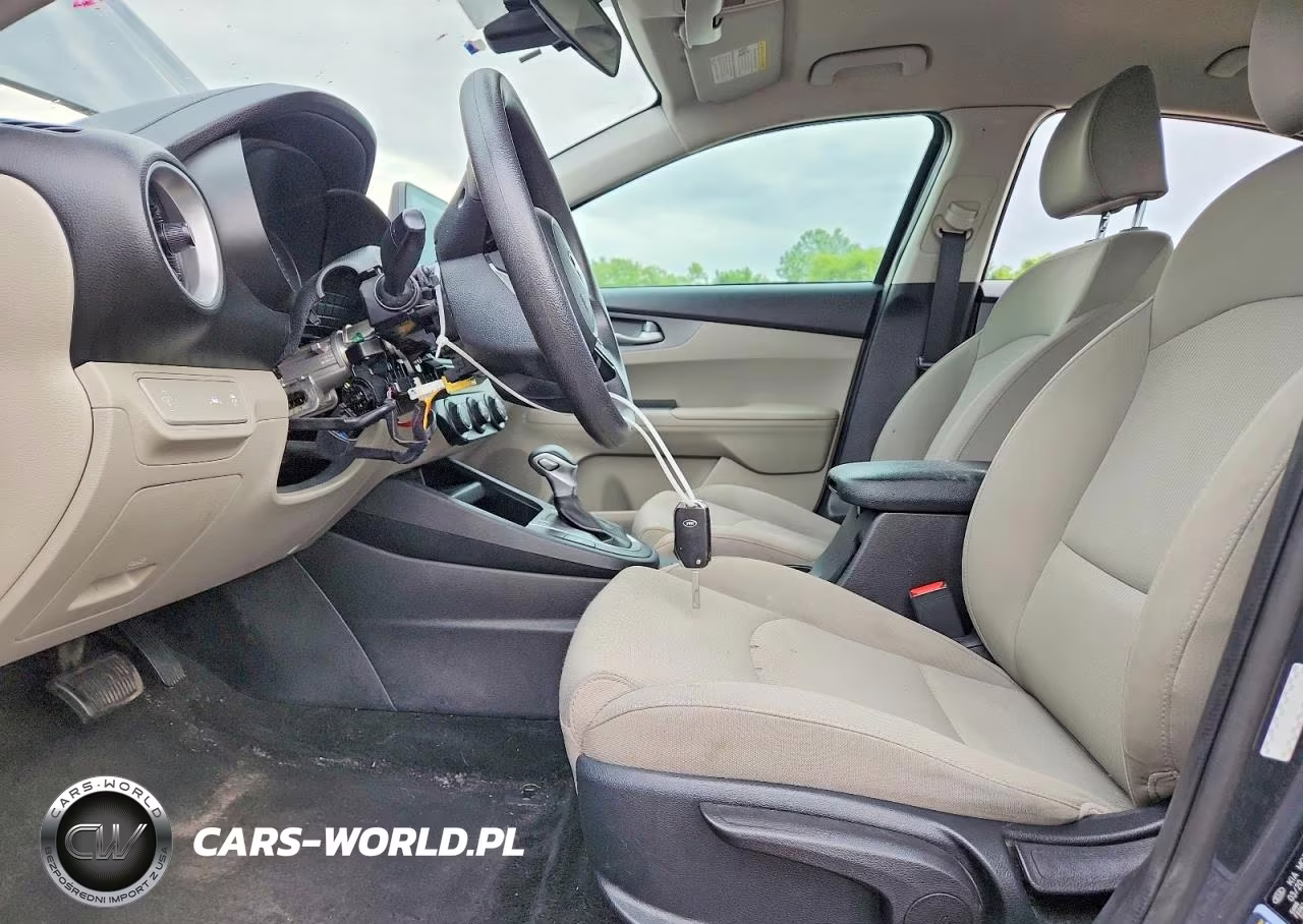 2020 Kia Forte Lxs VIN:3KPF24AD6LE236726 - 7