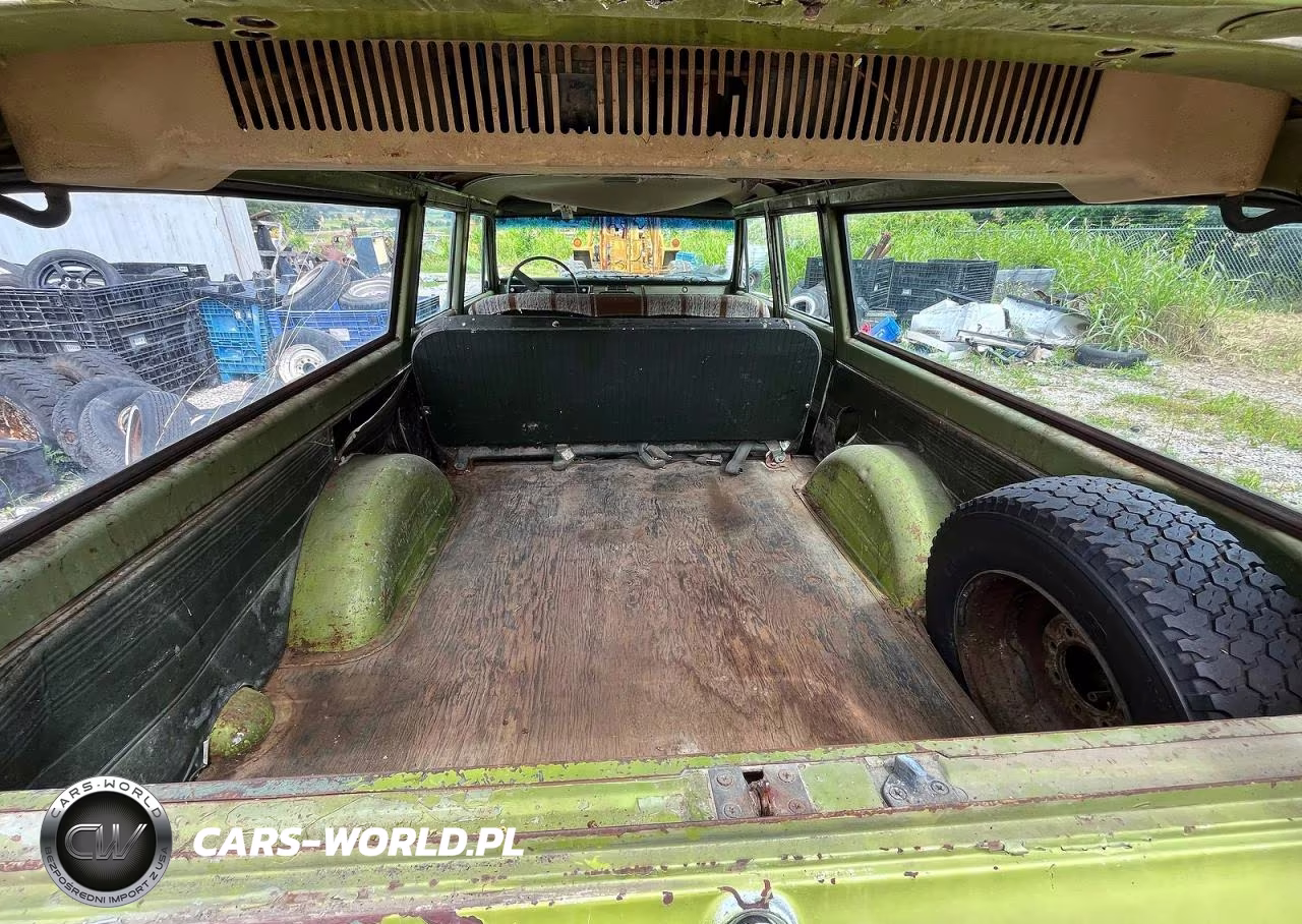 1972 Chevrolet Suburban Custom 20 Deluxe VIN:CCE262F161542 - 11