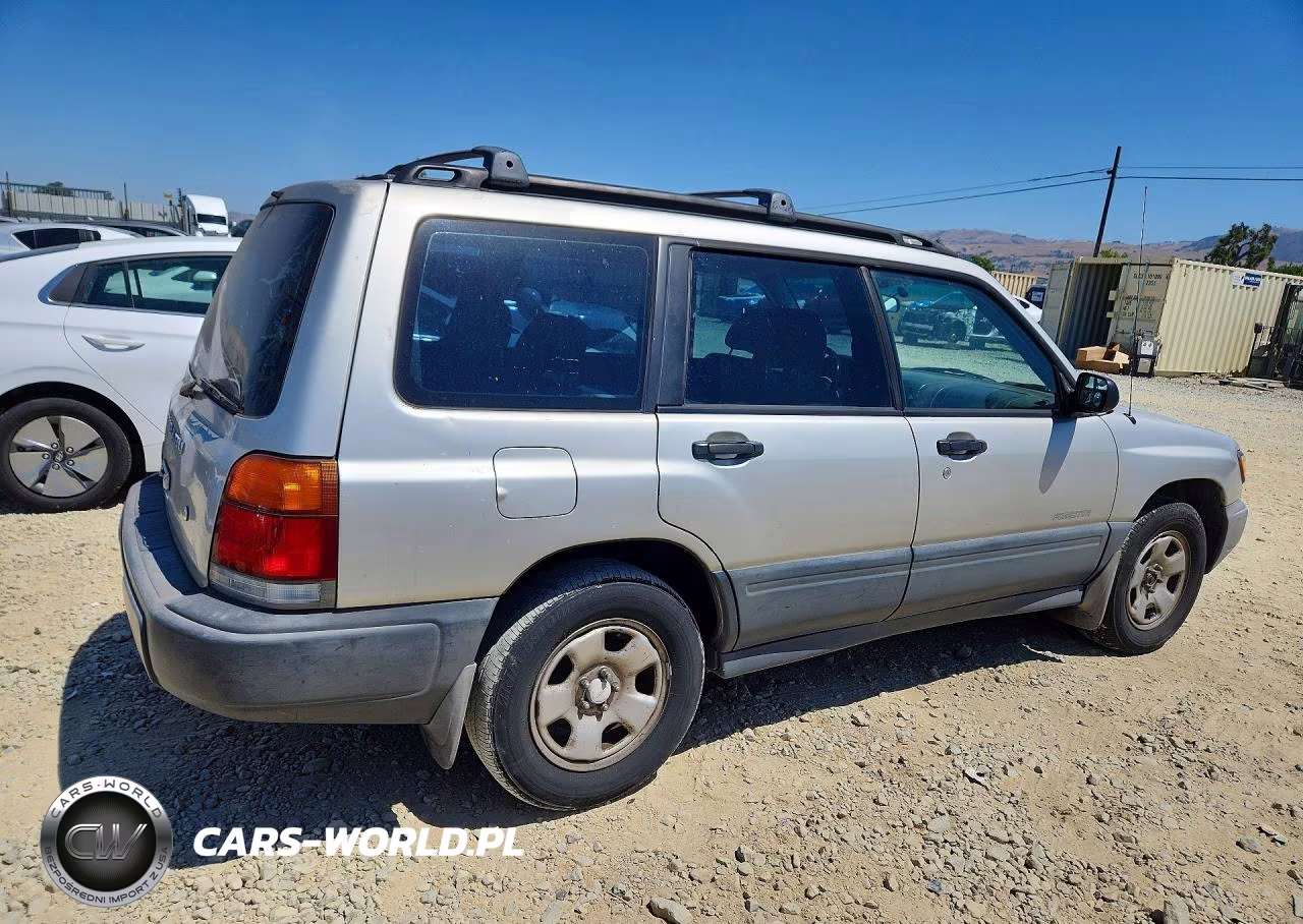2000 Subaru Forester L VIN:JF1SF6359YH727514 - 3