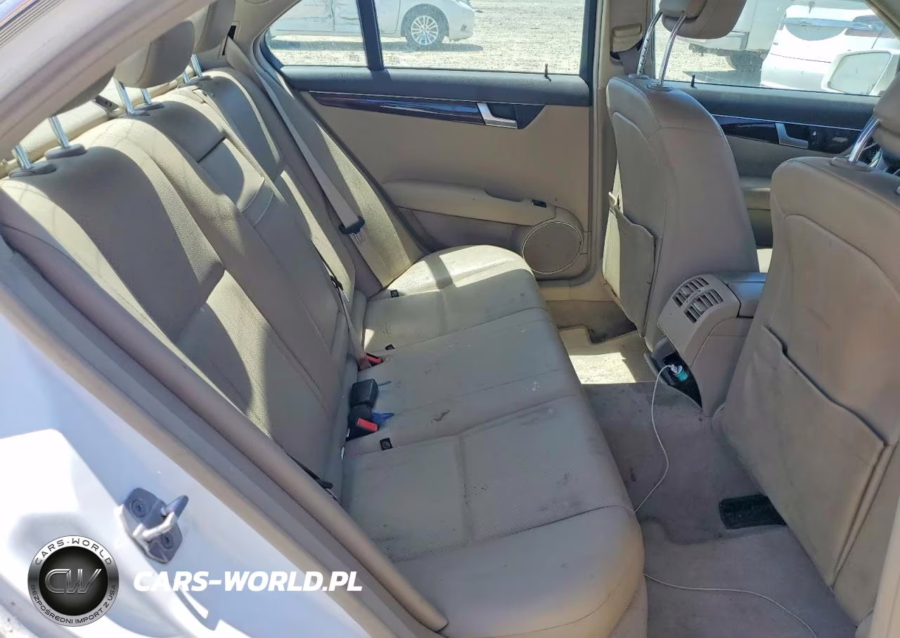 2013 Mercedes-Benz C 300 4Matic VIN:WDDGF8AB2DG147922 - 10