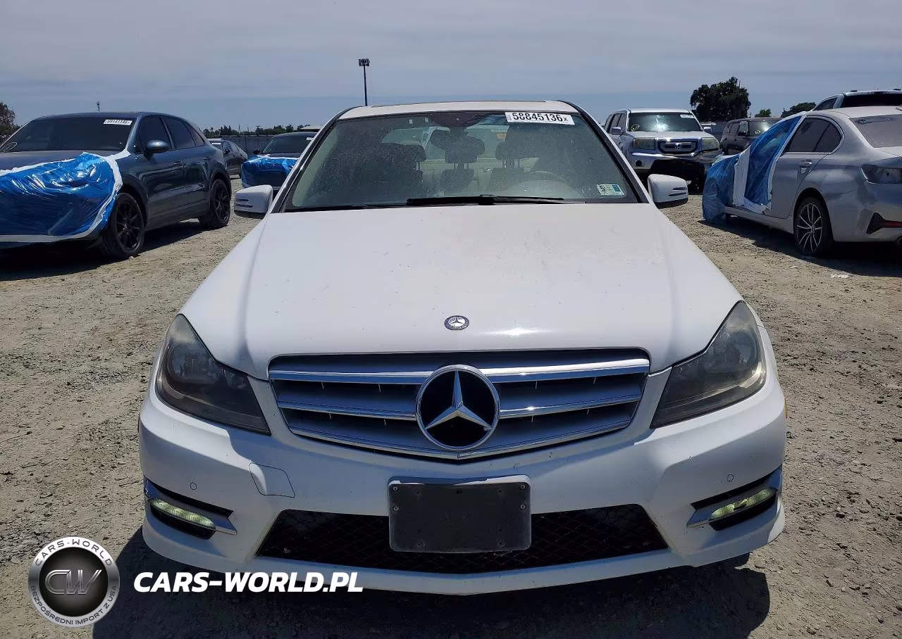 2013 Mercedes-Benz C 300 4Matic VIN:WDDGF8AB2DG147922 - 5