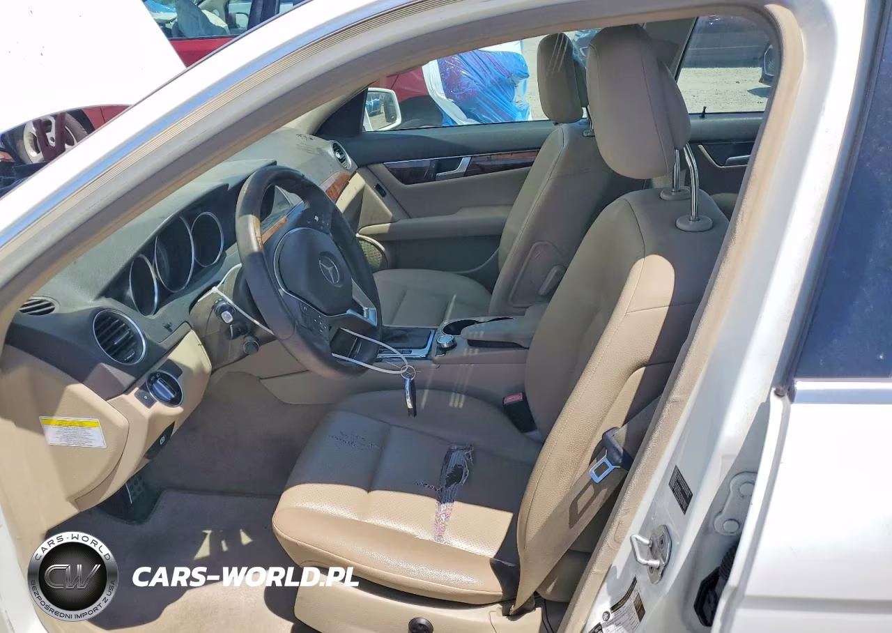 2013 Mercedes-Benz C 300 4Matic VIN:WDDGF8AB2DG147922 - 7
