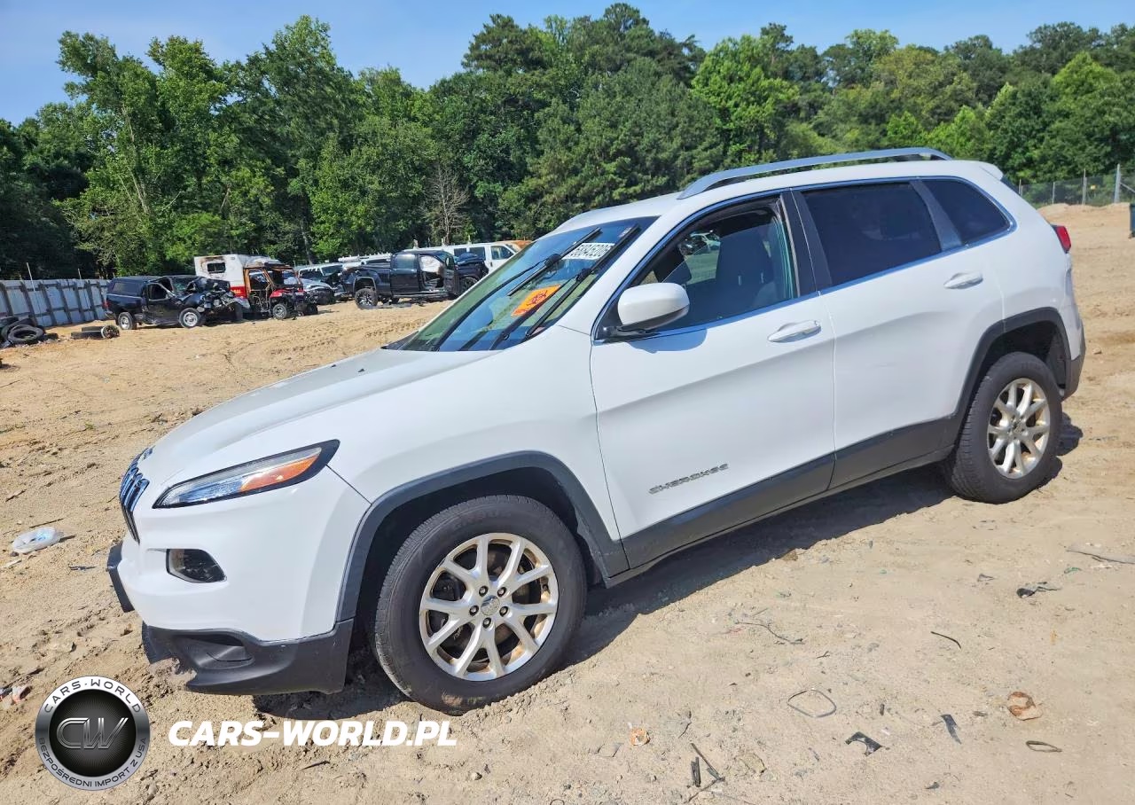 2015 Jeep Cherokee Latitude – zdjęcie 1 z 13