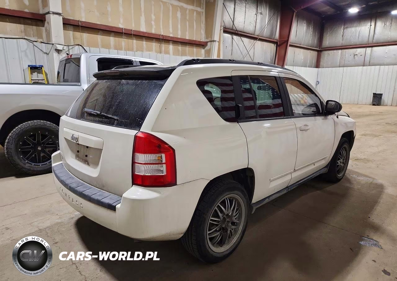 2010 Jeep Compass Sport VIN:1J4NT4FA8AD506863 - 3