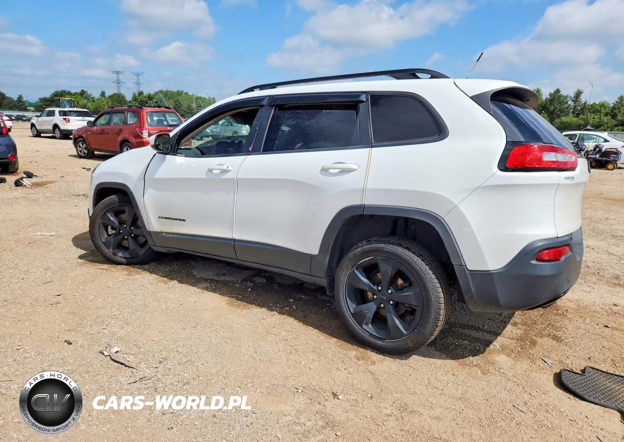 2015 Jeep Cherokee Latitude VIN:1C4PJLCB1FW722383 - 2