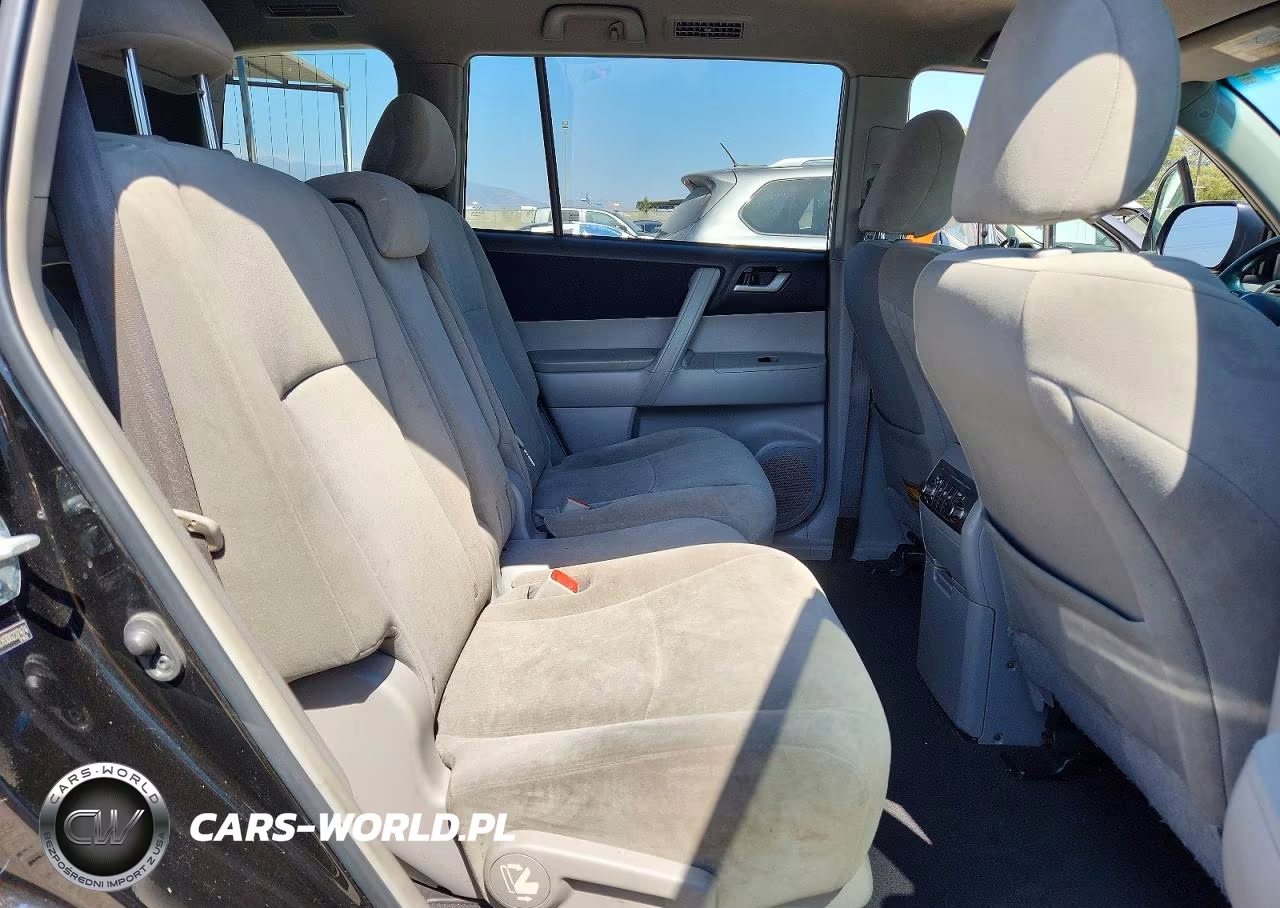 2013 Toyota Highlander Plus VIN:5TDBK3EH3DS237474 - 10