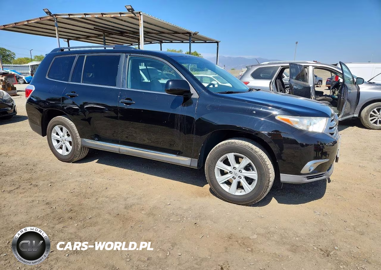 2013 Toyota Highlander Plus VIN:5TDBK3EH3DS237474 - 4