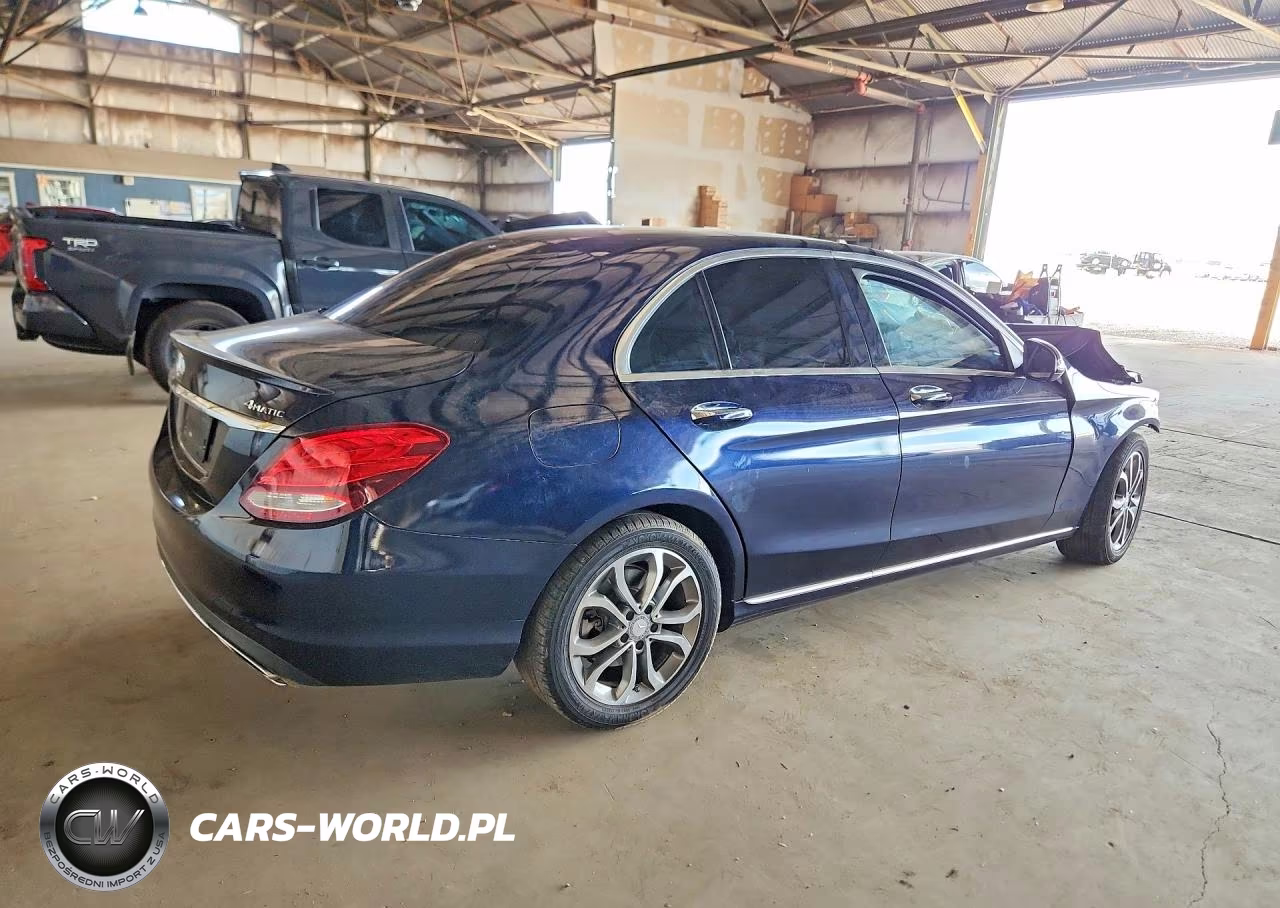 2016 Mercedes-Benz C 300 4Matic VIN:55SWF4KB1GU133794 - 3