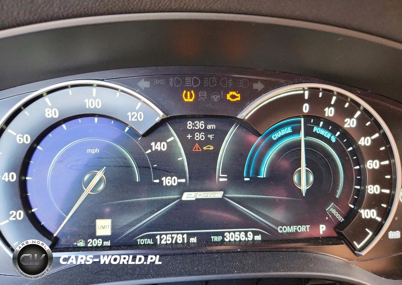 2018 BMW 530E VIN:WBAJA9C56JB033908 - 9