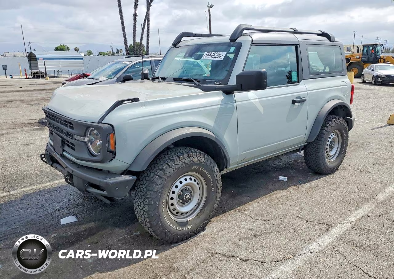 2022 Ford Bronco Base – zdjęcie 1 z 13