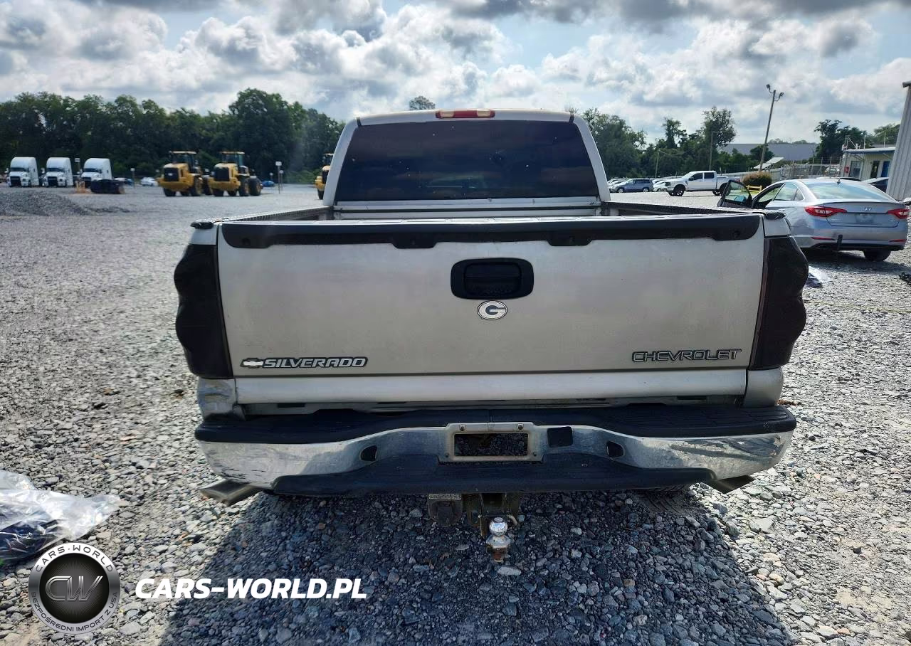 2003 Chevrolet Silverado C1500 VIN:2GCEC19V031212617 - 6
