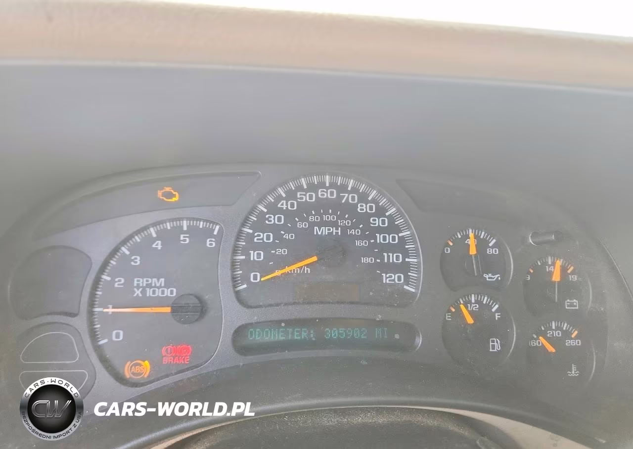 2003 Chevrolet Silverado C1500 VIN:2GCEC19V031212617 - 9