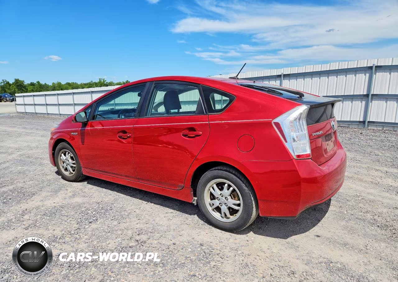2011 Toyota Prius Two VIN:JTDKN3DU5B0261135 - 2