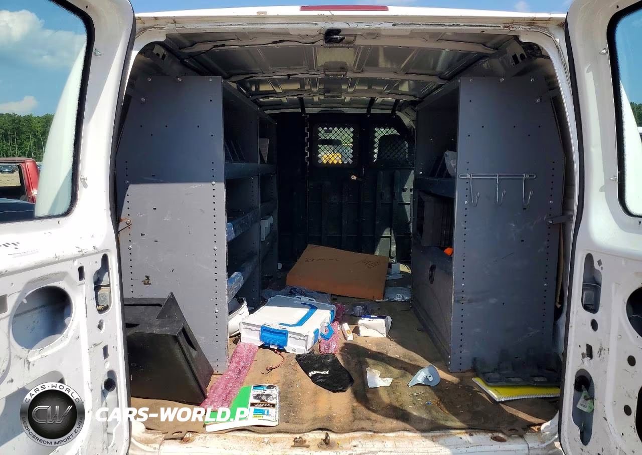 2011 Ford Econoline E250 Van VIN:1FTNE2EW8BDB40096 - 10