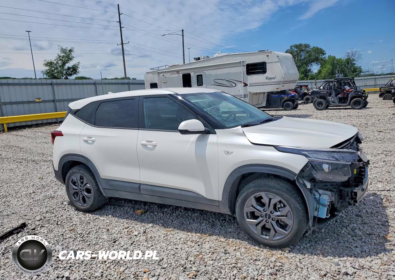 2025 Kia Seltos Lx VIN:KNDEPCAA9S7715198 - 4