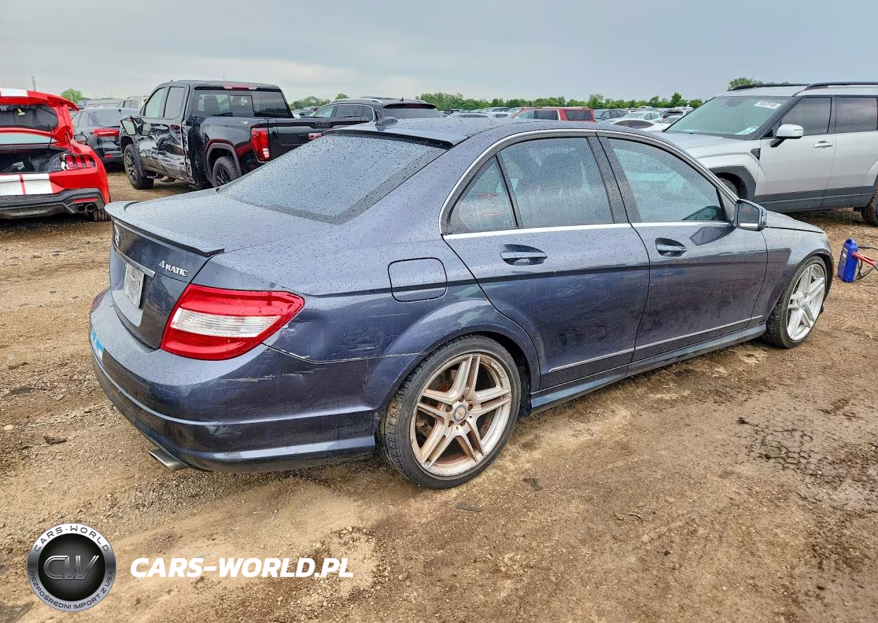 2010 Mercedes-Benz C 300 4Matic VIN:WDDGF8BB6AR127199 - 3