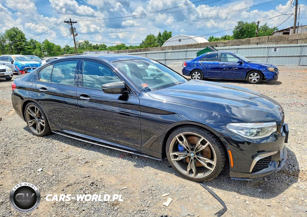 2018 BMW M550Xi VIN:WBAJB9C58JB035348 - 4